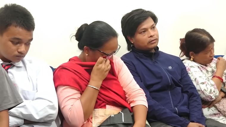 आफ्नै देशमा शरणार्थी: ५० वर्षदेखि नागरिकताविहीन एक परिवारको चित्कार